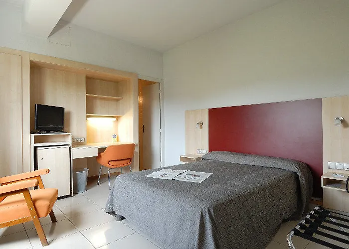 מלון Sercotel Pere Iii